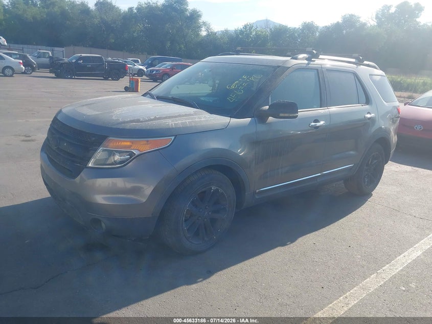 1FMHK7D88CGA48813 2012 Ford Explorer Xlt photo 1
