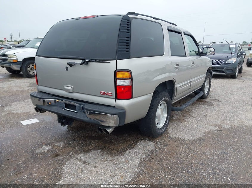 2004 GMC YUKON auction photo 4