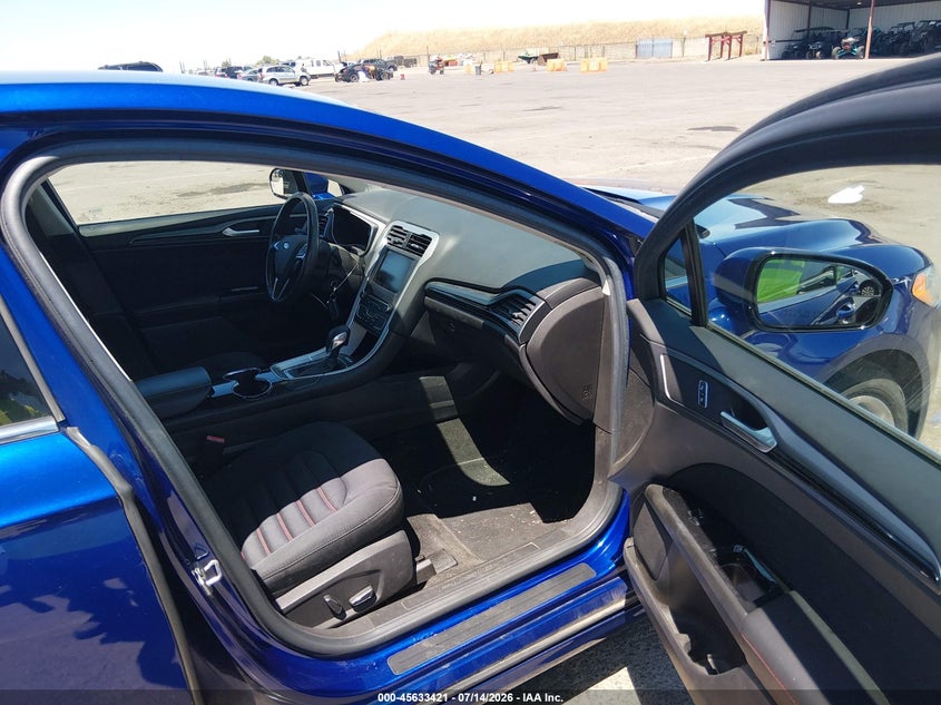 2016 FORD FUSION auction photo 5