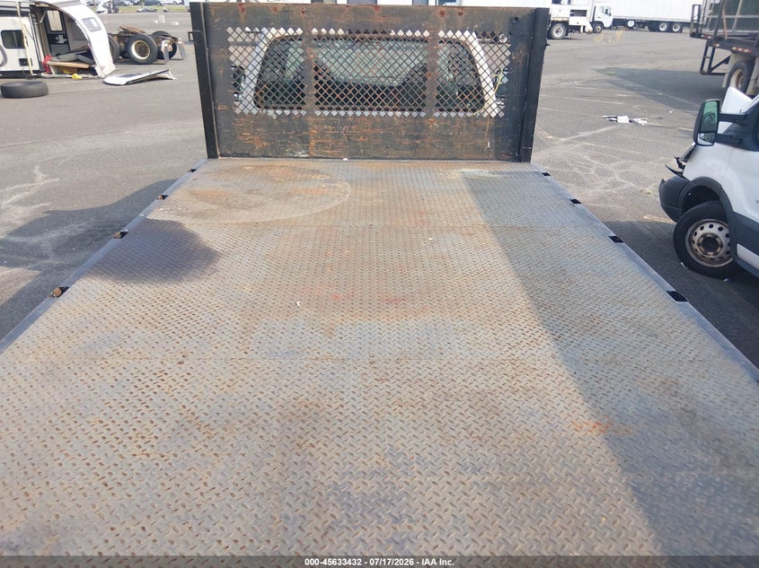 2001 FORD F-450 auction photo 6