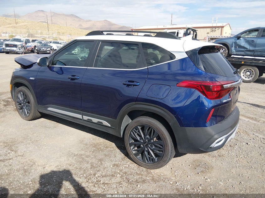 2023 KIA SELTOS auction photo 3