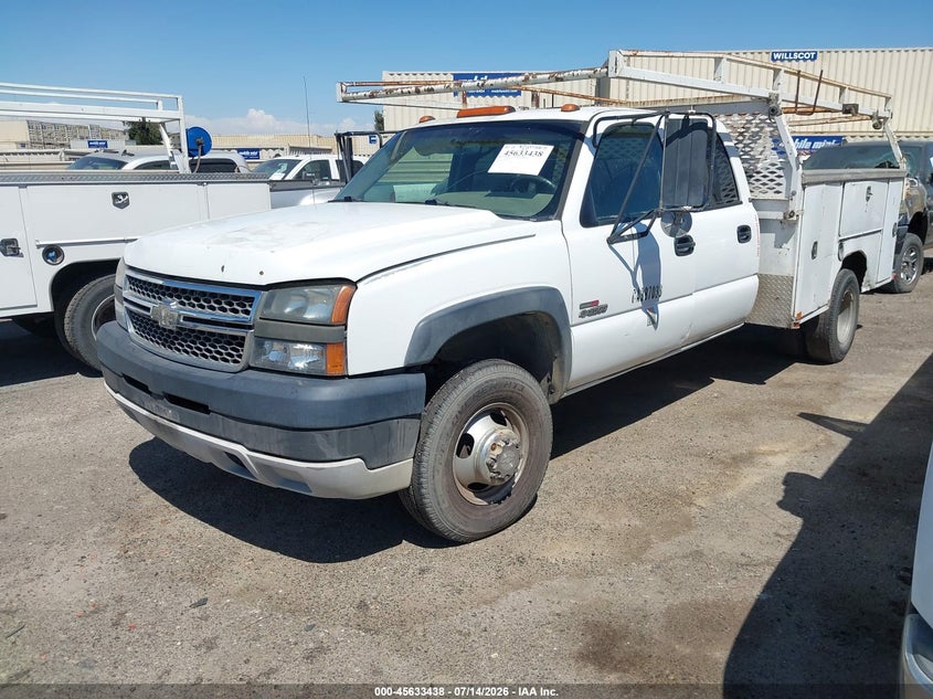 2005 CHEVROLET SILVERADO 3500 auction photo 2