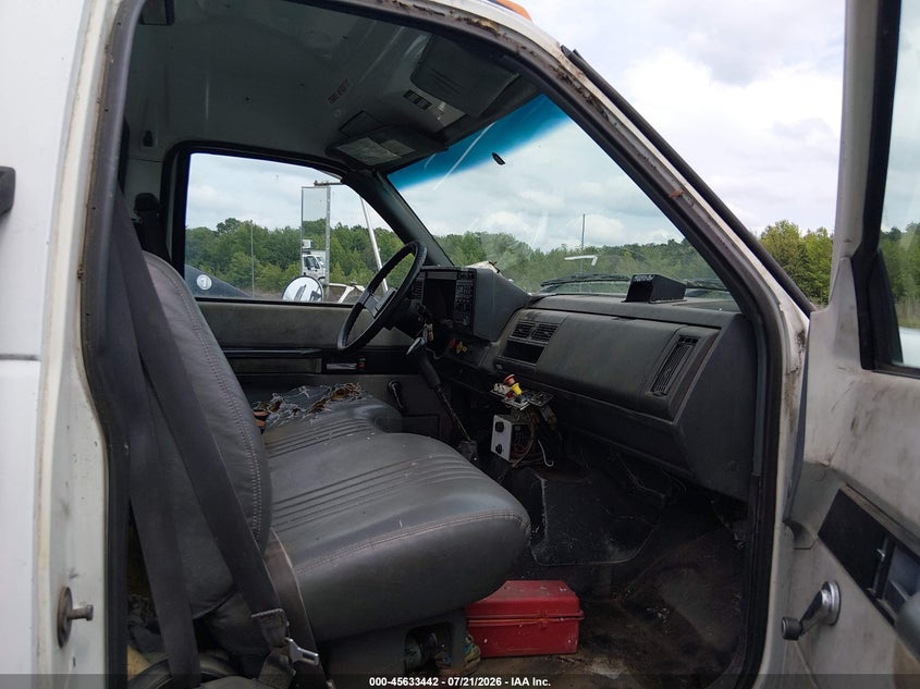 2000 CHEVROLET CC7H042 auction photo 7