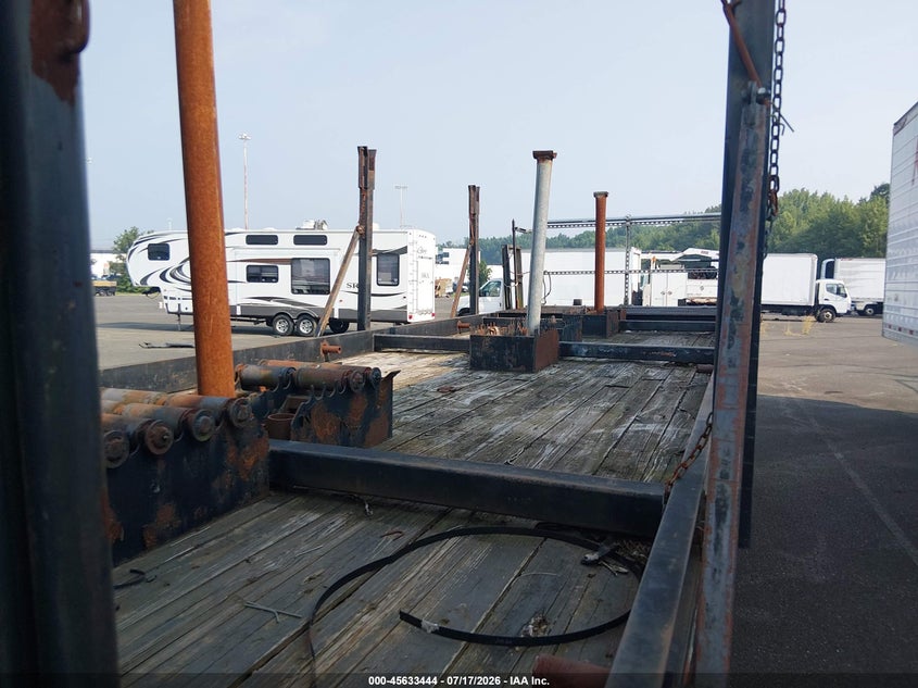 2001 INTERNATIONAL 4000 auction photo 6