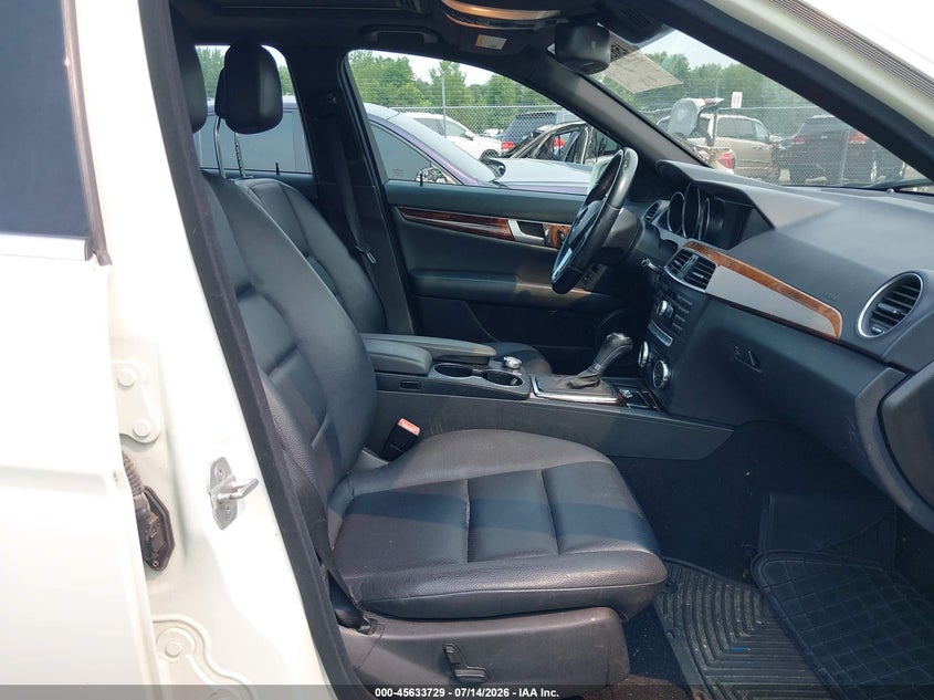 2012 MERCEDES-BENZ C 300 auction photo 5