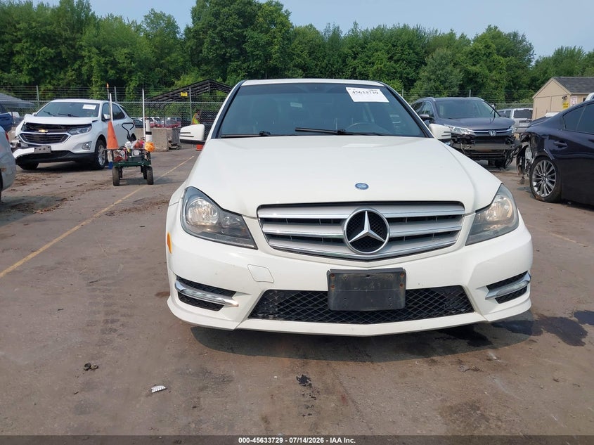 2012 MERCEDES-BENZ C 300 auction photo 6