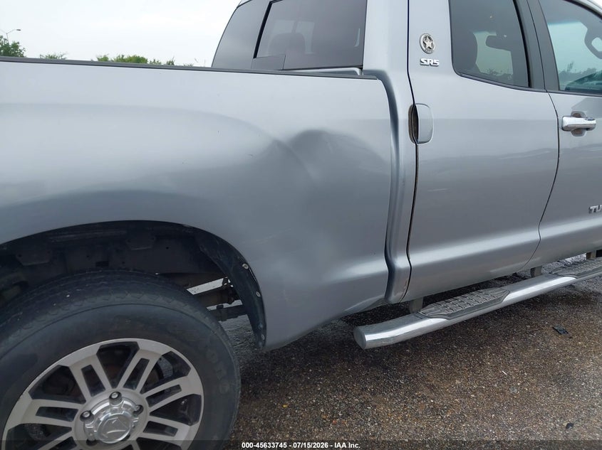 2013 TOYOTA TUNDRA auction photo 6