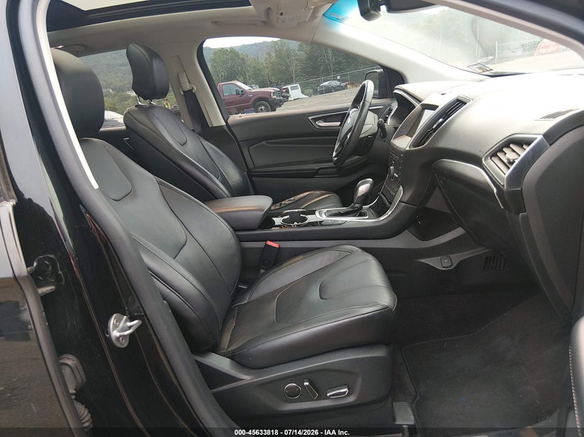 2016 FORD EDGE auction photo 5