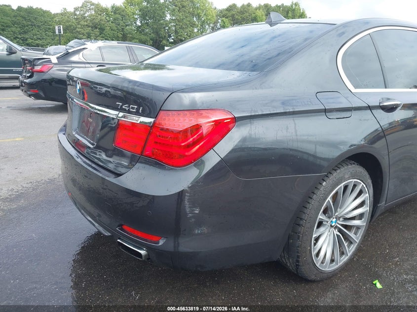 2012 BMW 740I auction photo 6