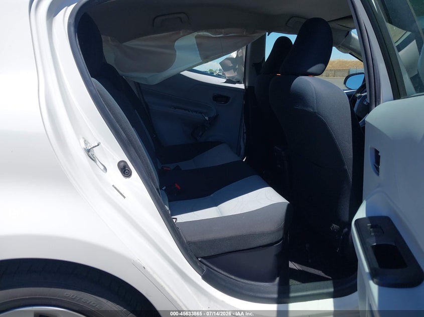 2014 Toyota Prius C Three VIN: JTDKDTB3XE1565749 Lot: 45633865