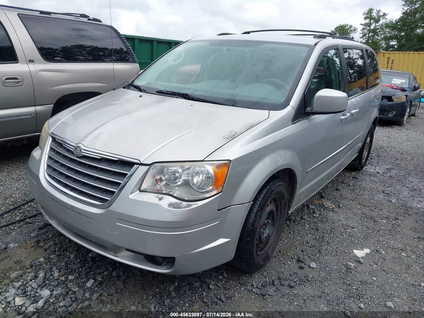 Vin: 2a4rr5d15ar413353, lot: 46132392, chrysler town & country touring 20102