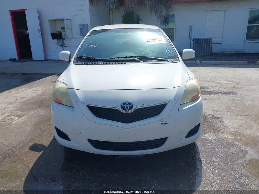2011 TOYOTA YARIS auction photo 6