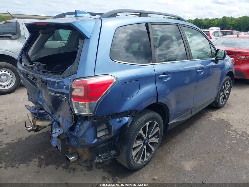 2017 SUBARU FORESTER auction photo 4