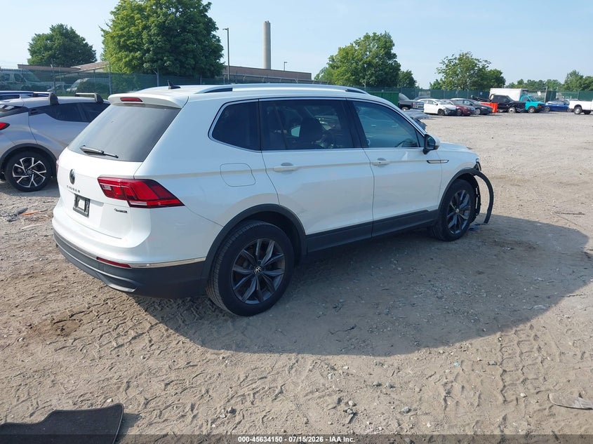 2023 VOLKSWAGEN TIGUAN auction photo 4