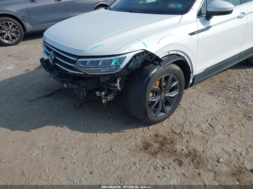 2023 VOLKSWAGEN TIGUAN auction photo 6