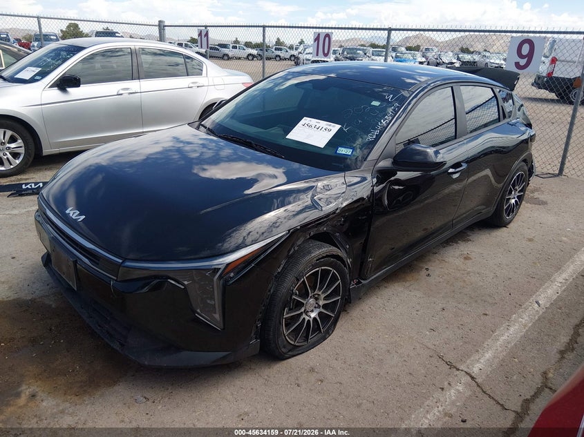 Vin: 3kpft4de6se073494, lot: 46132660, kia k4 lx 20252