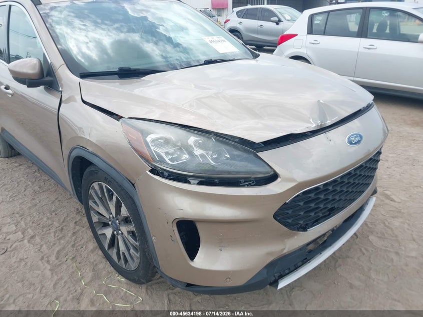 2020 FORD ESCAPE auction photo 6