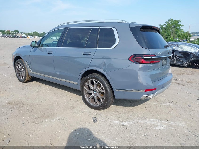 2026 BMW X7 auction photo 3