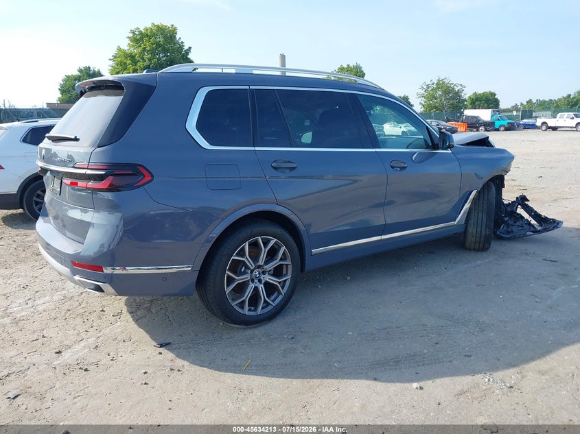 2026 BMW X7 auction photo 4