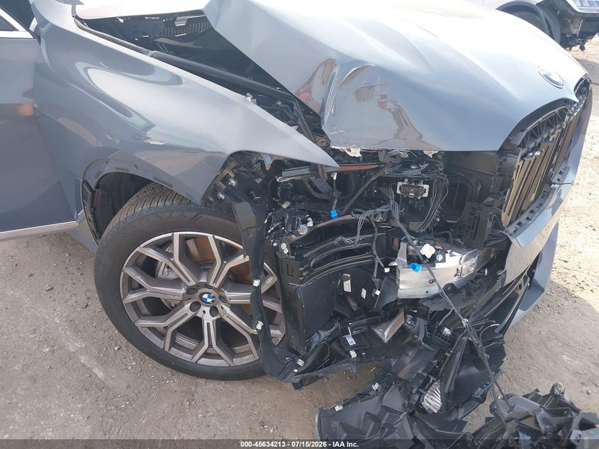 2026 BMW X7 auction photo 6