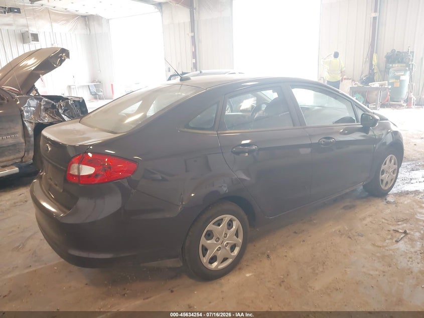 2013 FORD FIESTA auction photo 4