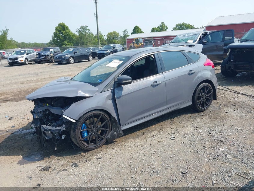 2017 FORD FOCUS RS auction photo 2