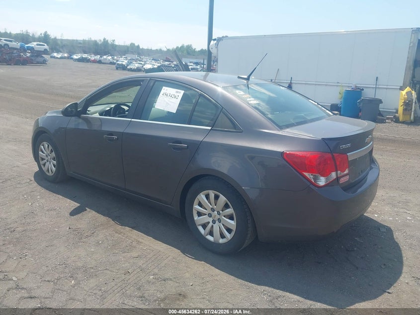 2011 CHEVROLET CRUZE auction photo 3