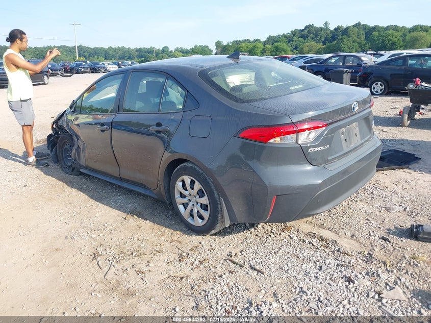TOYOTA COROLLA - zdjęcie 3