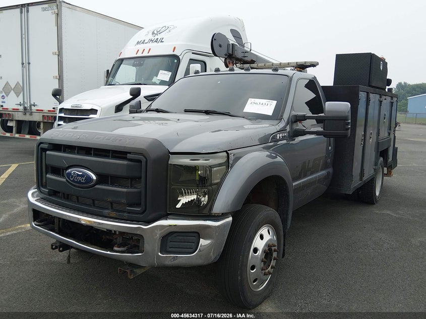2013 Ford F550, Flood, IAAI, VIN 1FDUF5GT0DEA52326 — photo 2