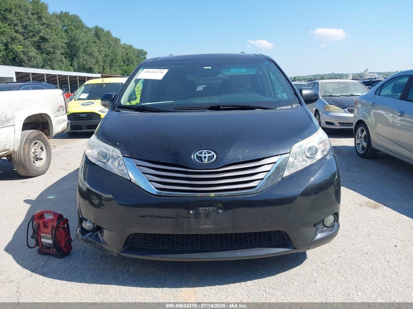 2017 Toyota Sienna Xle 8 Passenger VIN: 5TDYZ3DC9HS794777 Lot: 45634376