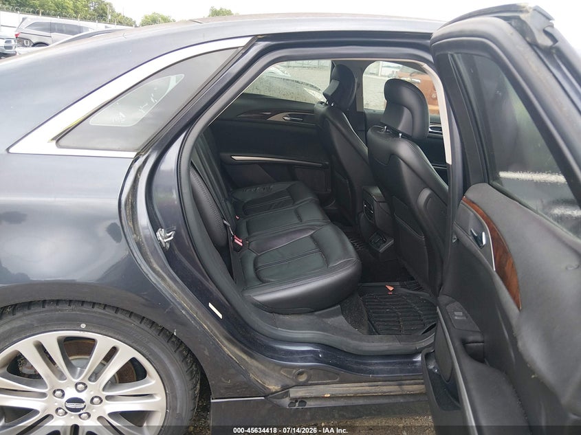 AtlanticExpress - Lincoln MKZ