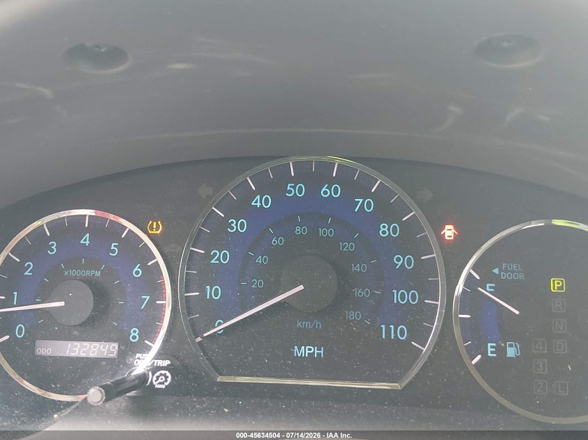 2008 TOYOTA SIENNA auction photo 7