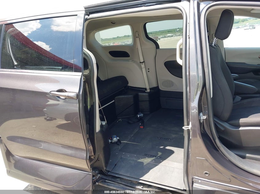 2022 Chrysler Voyager Lx VIN: 2C4RC1CG5NR118636 Lot: 45634550