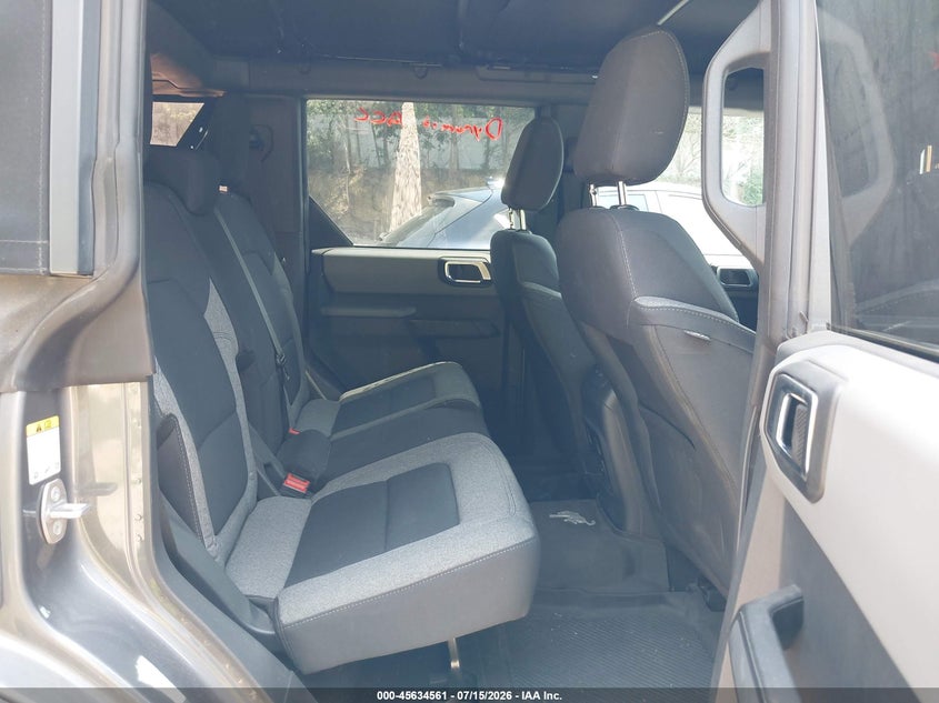 2022 Ford Bronco Big Bend/Black Diamond/Outer Banks VIN: 1FMDE5BHXNLA87233 Lot: 45634561