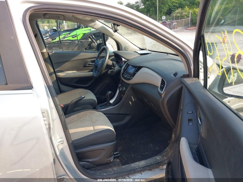 2020 CHEVROLET TRAX auction photo 5