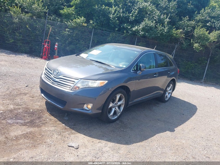 2009 TOYOTA VENZA auction photo 2