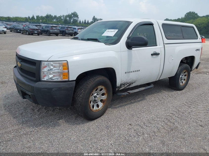 2011 Chevrolet Silverado, Normal Wear & Tear, IAAI, VIN 1GCNKPEX0BZ264879 — photo 2