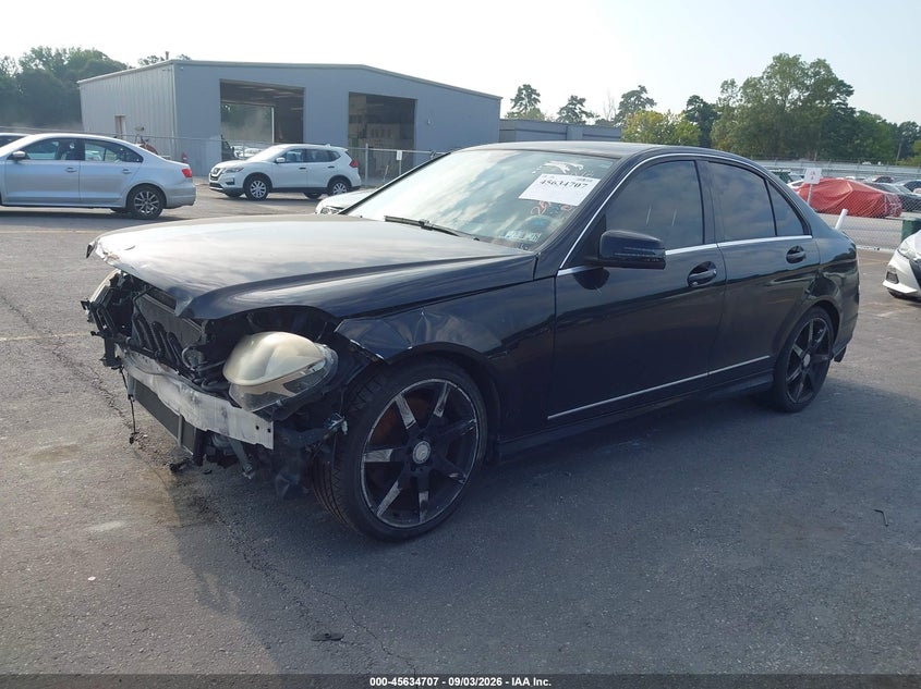 MERCEDES-BENZ C 300 2014 VIN WDDGF8ABXEG252452
