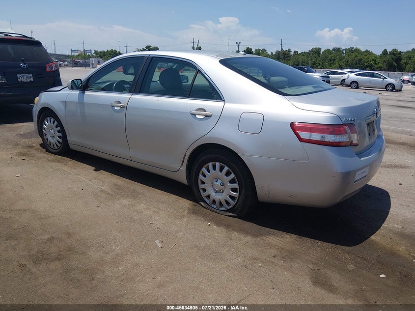 2011 TOYOTA CAMRY auction photo 3