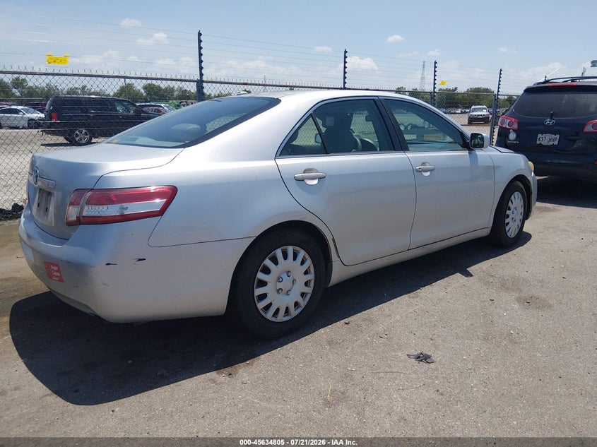 2011 TOYOTA CAMRY auction photo 4