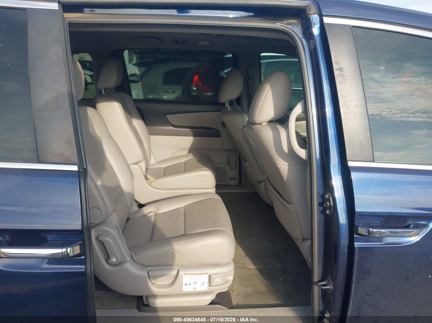 HONDA ODYSSEY 2015 VIN 5FNRL5H69FB032153