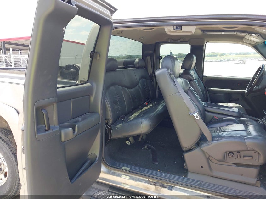 2001 CHEVROLET SILVERADO 2500HD auction photo 8