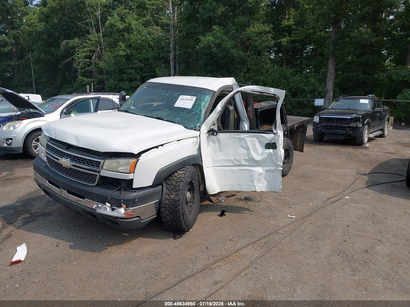 2007 CHEVROLET SILVERADO 2500HD CLASSIC auction photo 2