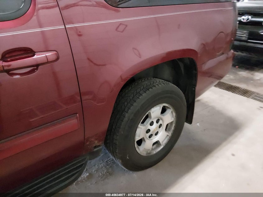 2010 Chevrolet Suburban 1500 Lt1 VIN: 1GNUKJE37AR126140 Lot: 45634977