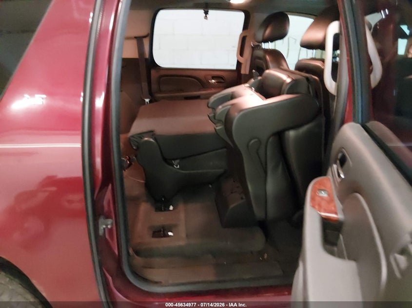 2010 Chevrolet Suburban 1500 Lt1 VIN: 1GNUKJE37AR126140 Lot: 45634977