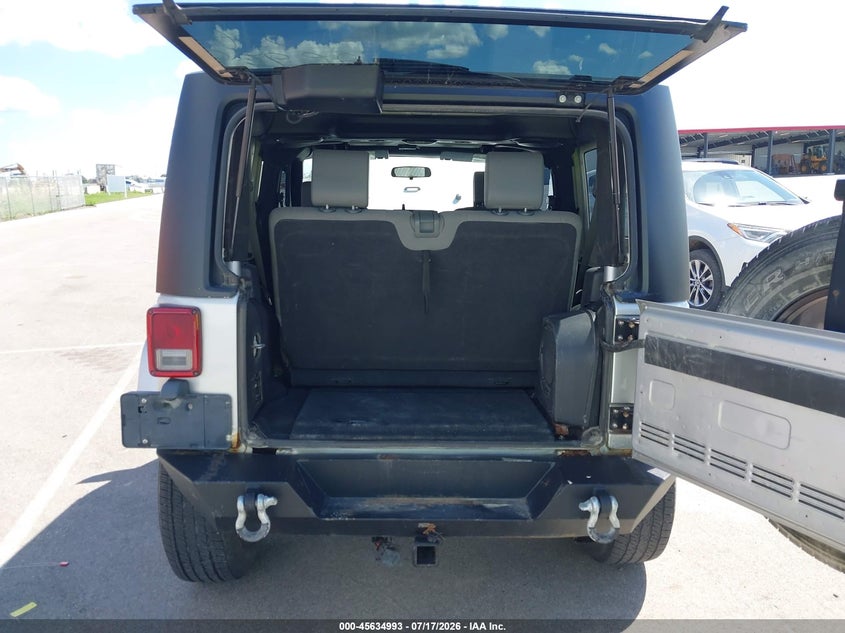 2007 Jeep Wrangler Sahara VIN: 1J4FA541X7L126182 Lot: 45634993