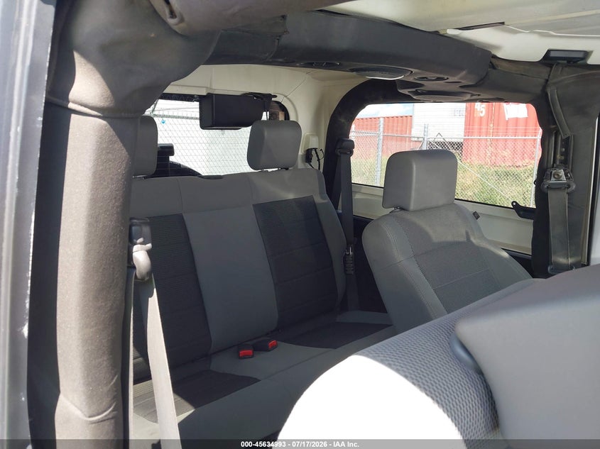 2007 Jeep Wrangler Sahara VIN: 1J4FA541X7L126182 Lot: 45634993