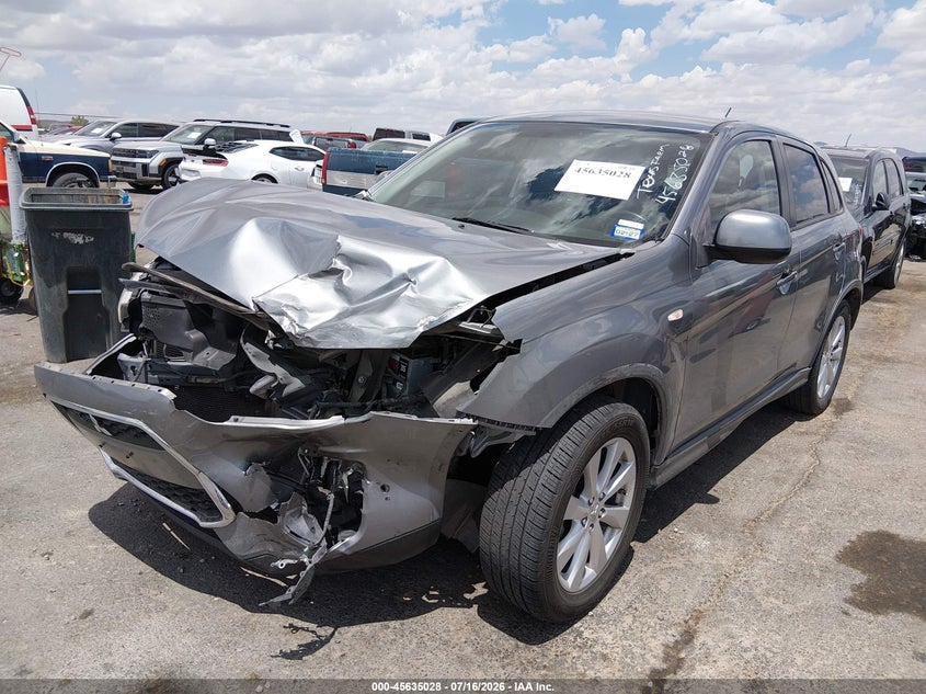 2015 Mitsubishi Outlander, Front End, IAAI, VIN 4A4AP3AU4FE046339 — photo 2