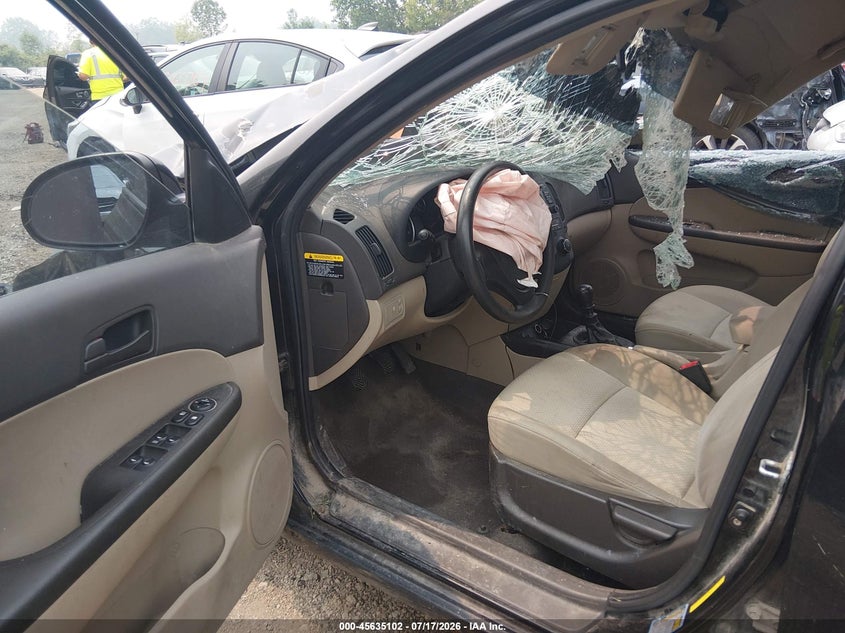 2010 HYUNDAI ELANTRA TOURING auction photo 5