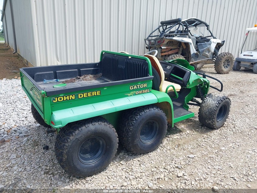 2013 JOHN DEERE GATOR auction photo 4